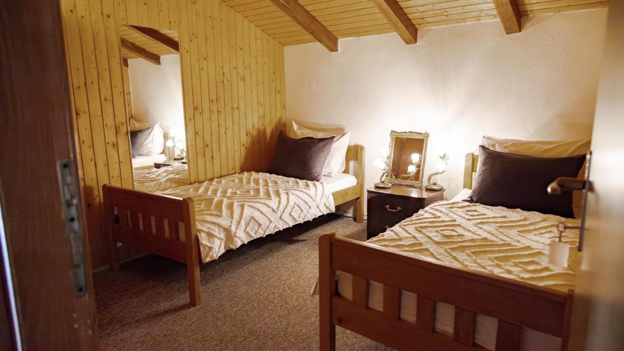 Scardona Rustica, Bed & Breakfast With Jacuzzi, Bbq And Free Parking In Skradin, Krka Lejlighed Eksteriør billede